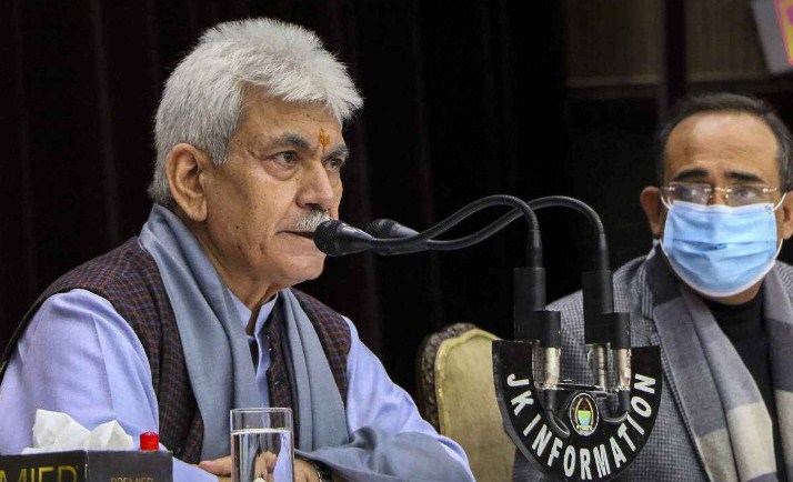  LG directs DC, SPs to facilitate prayers in Ramzan during curfew timing